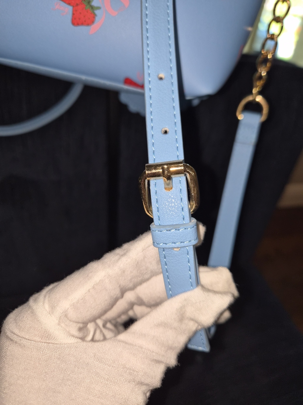 Juicy Couture Blue Strawberry Scallop Tote with Heart Coin Pouch - Picture 5 of 8